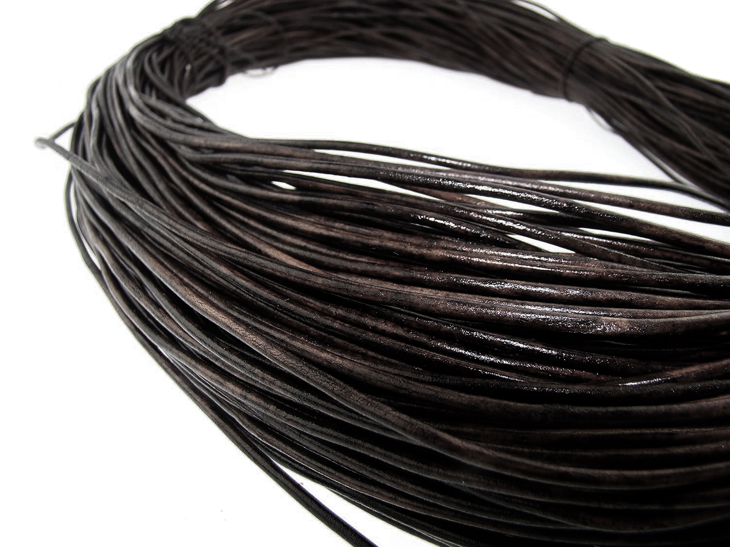Lederschnur mit einem Durchmesser von 1,5 mm in Antik Schwarz