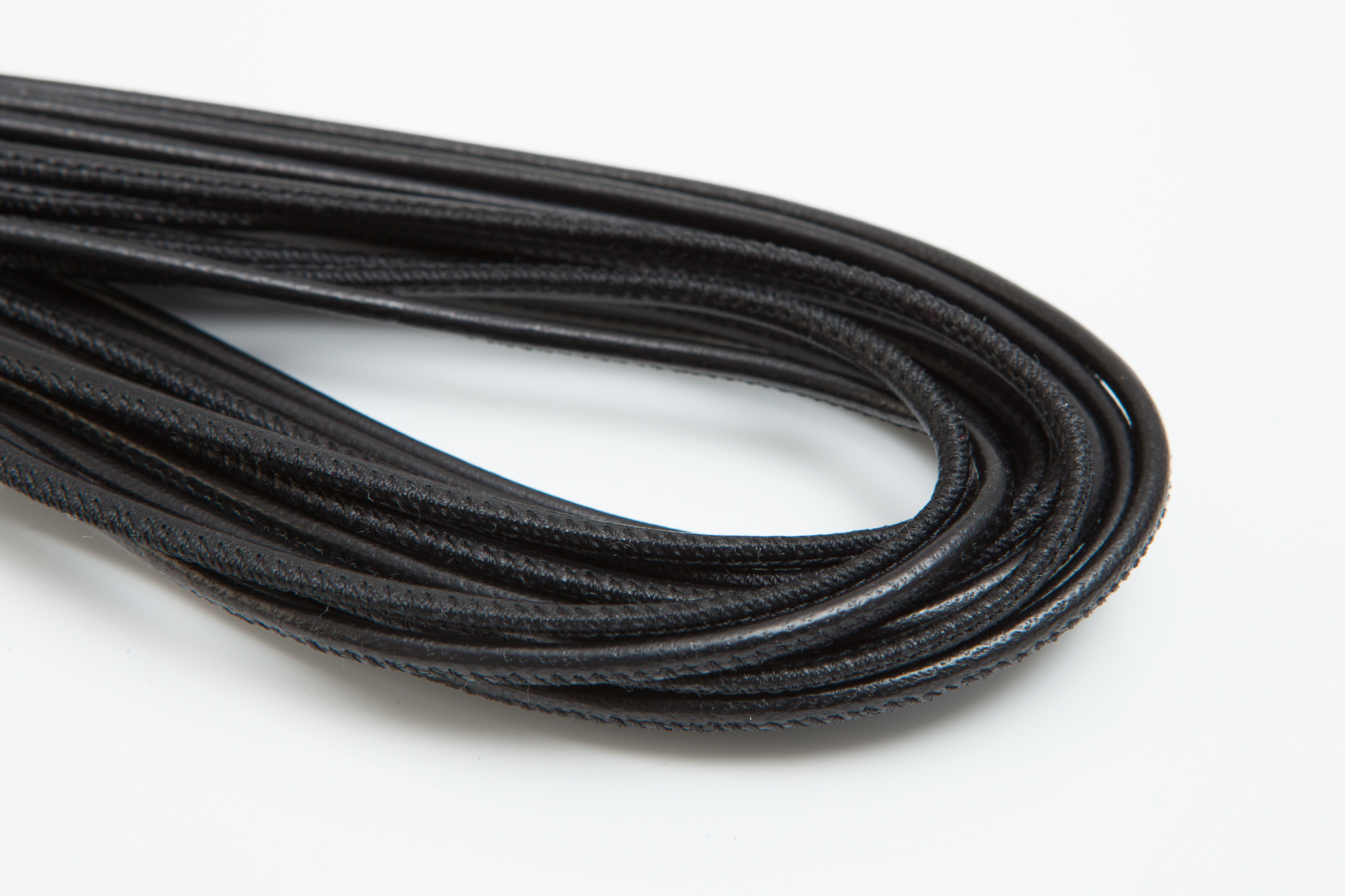 Lederschnur Rund gesäumt 2,5 mm - Schwarz. Länge: 3 m