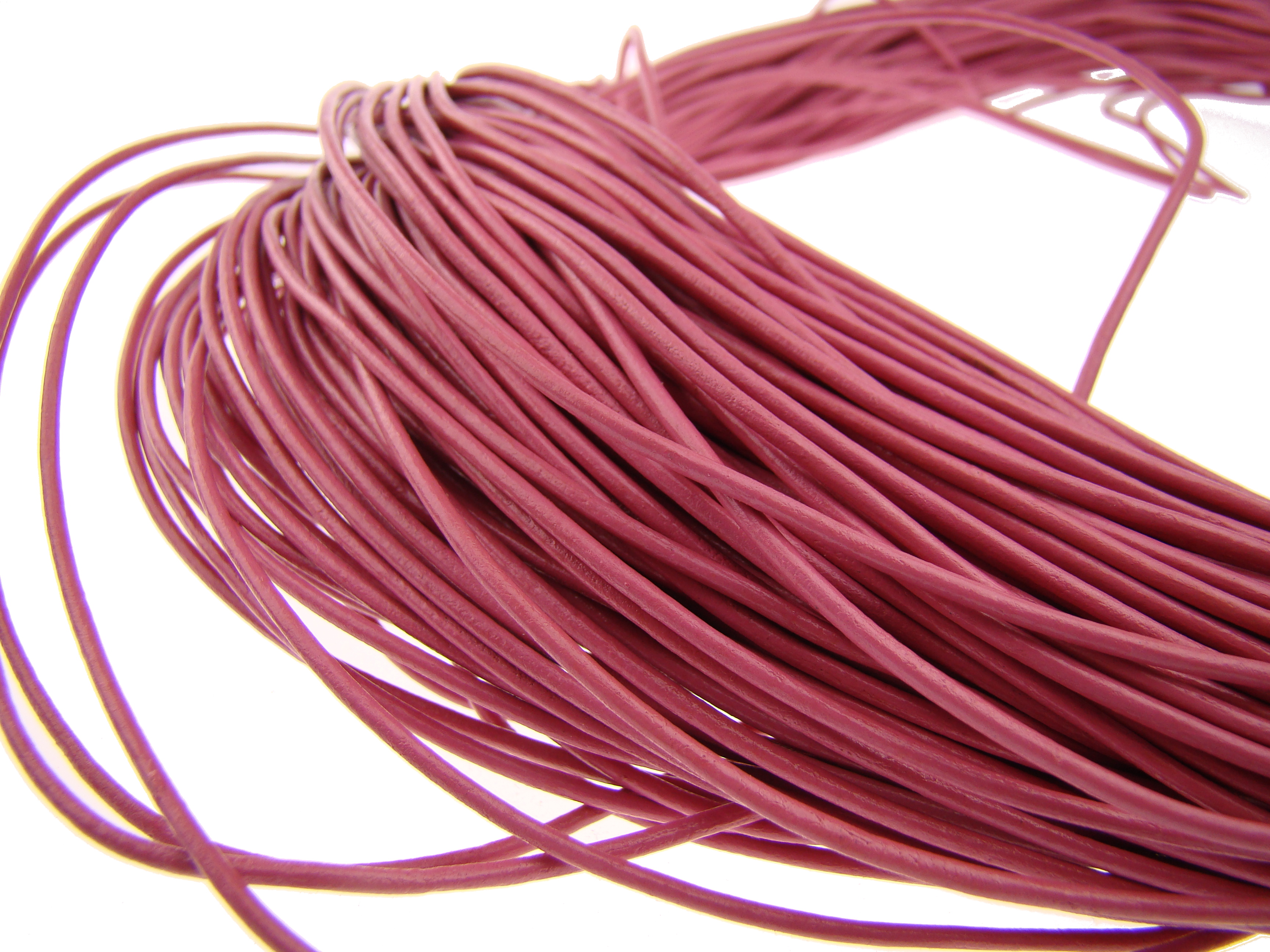 Lederschnur Rund 1,5 mm - Pink. Länge: 15 m