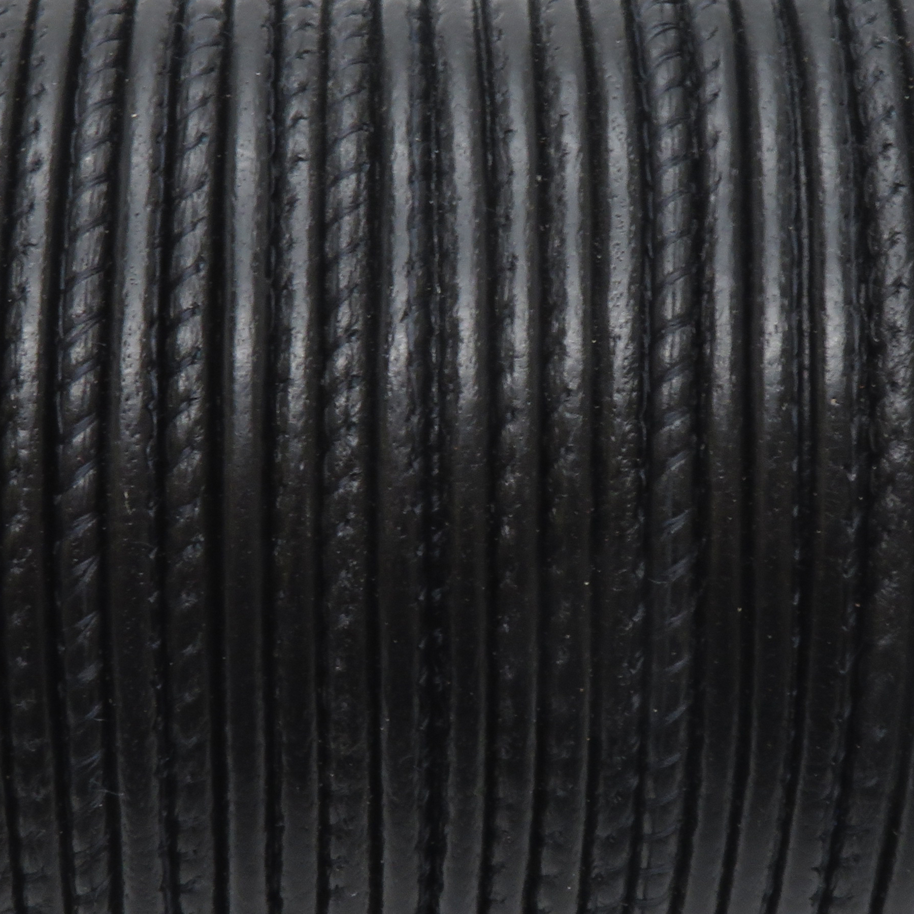Lederschnur Rund gesäumt 2,5 mm - Schwarz. Länge: 3 m