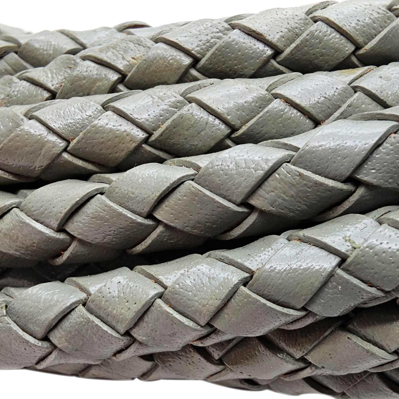 Geflochtenes Lederband, Lederriemen, Boloschnur in 7 mm Durchmesser und der Farbe Grau
