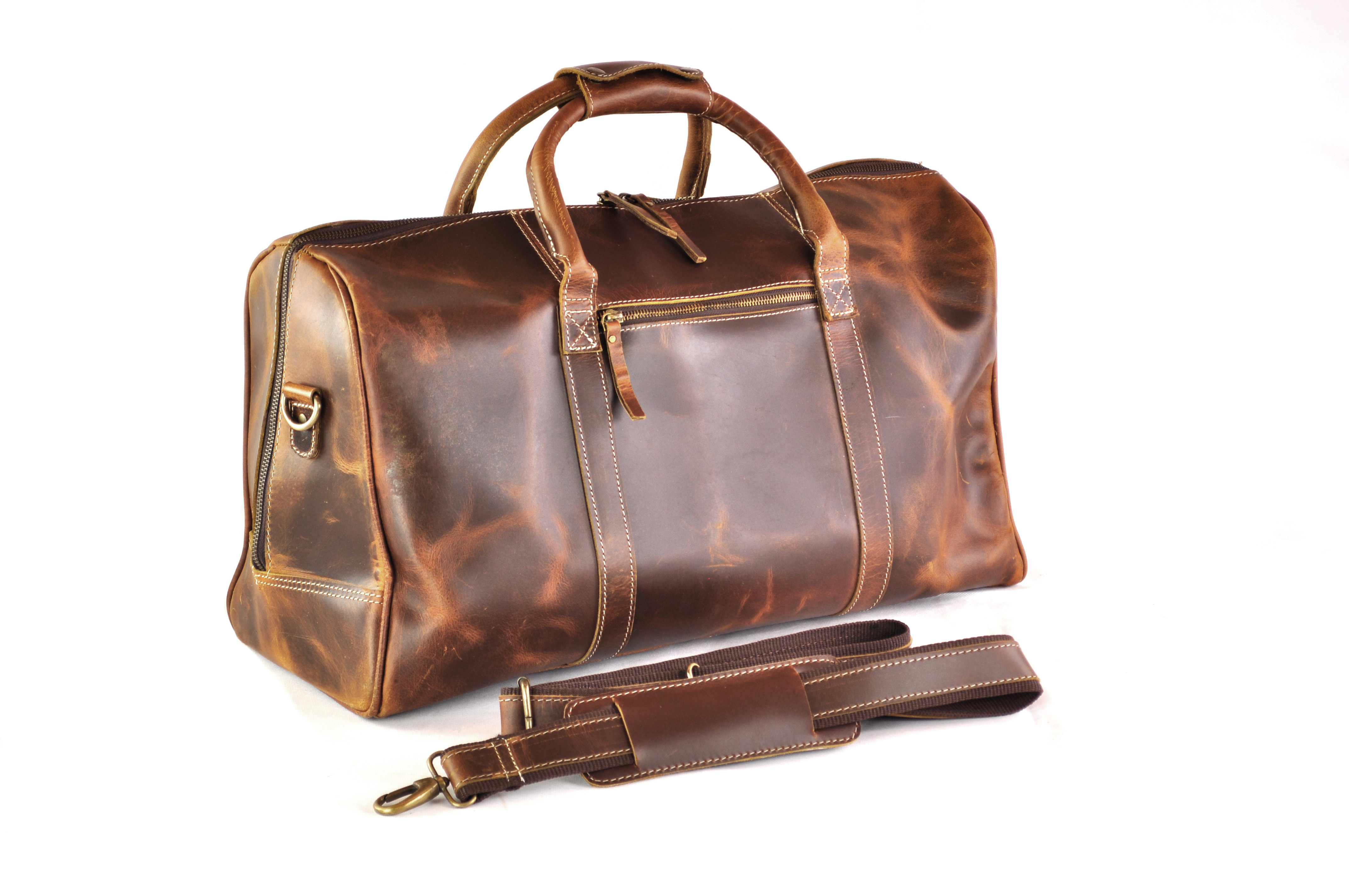 DSC_3770a0zetBAmVNMLYH Große und robuste Ledertasche mit viel Stauraum in Vintage Antik Braun