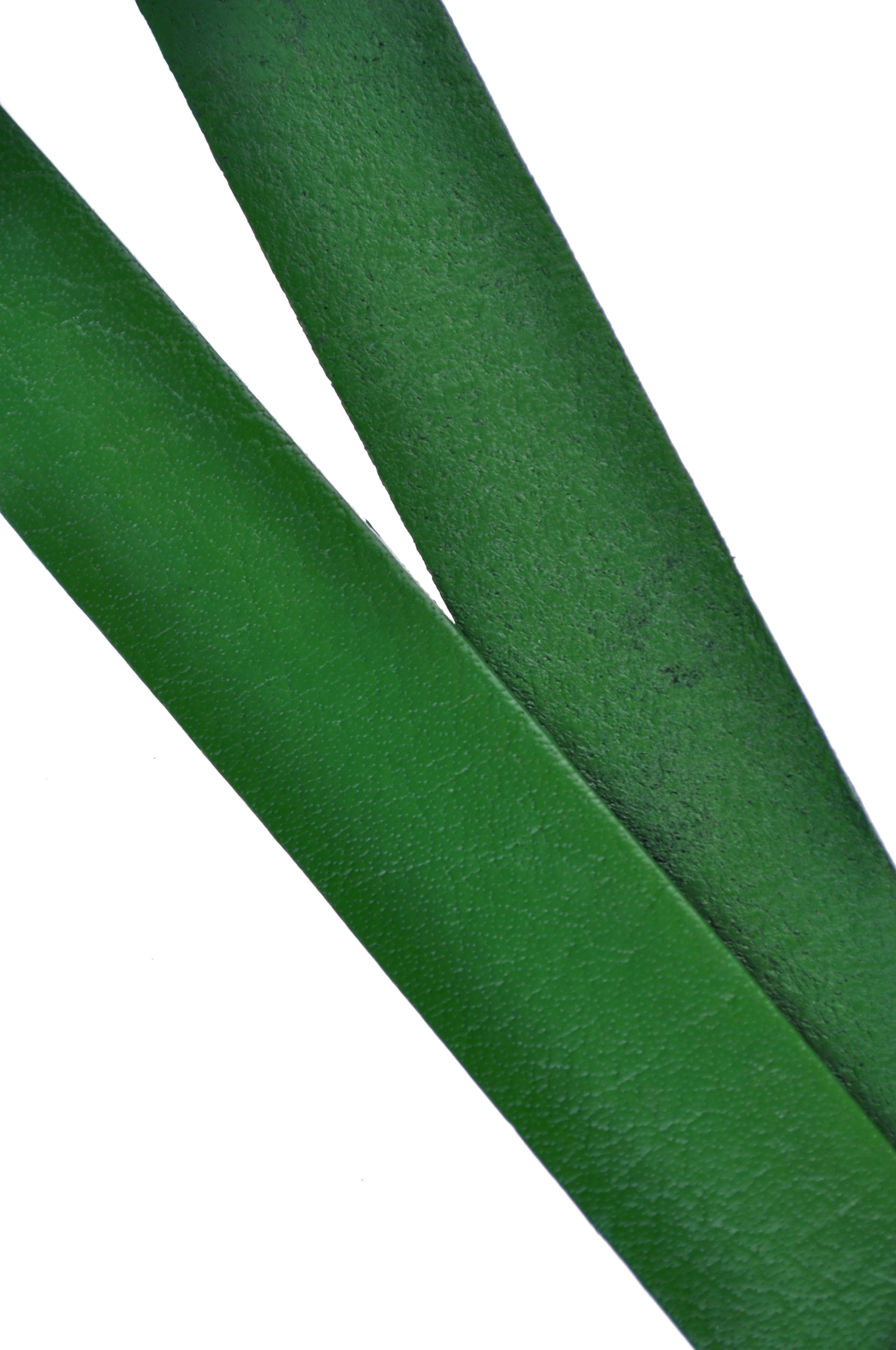 Lederband Flach. Länge: 1 m; Dicke: 2 mm - Grün. Breite: 30 mm