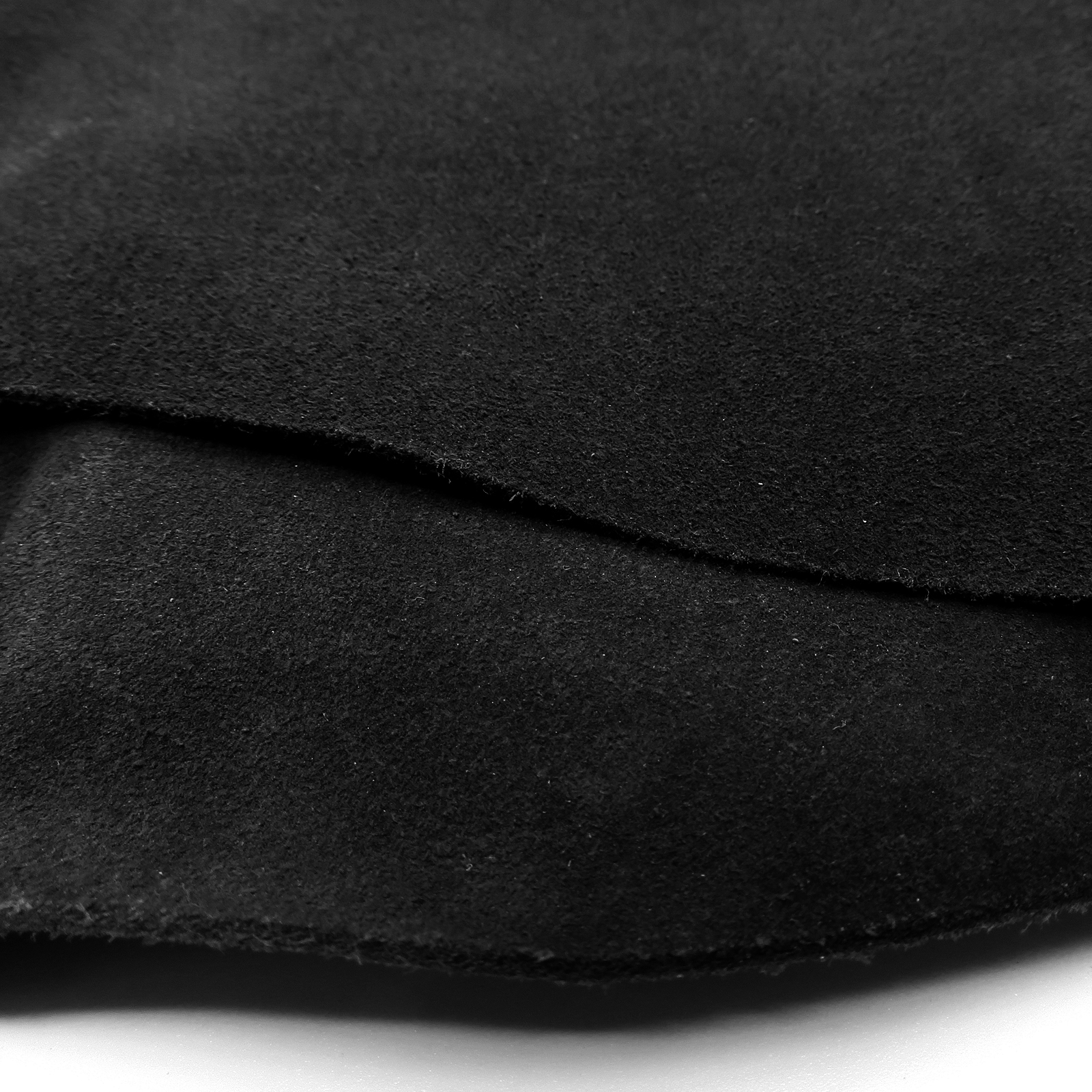 Lederhaut - Wildleder - echtes Büffelleder | Schwarz | Dicke: 1-1,2 mm | Größe: 1,46-1,50 m²