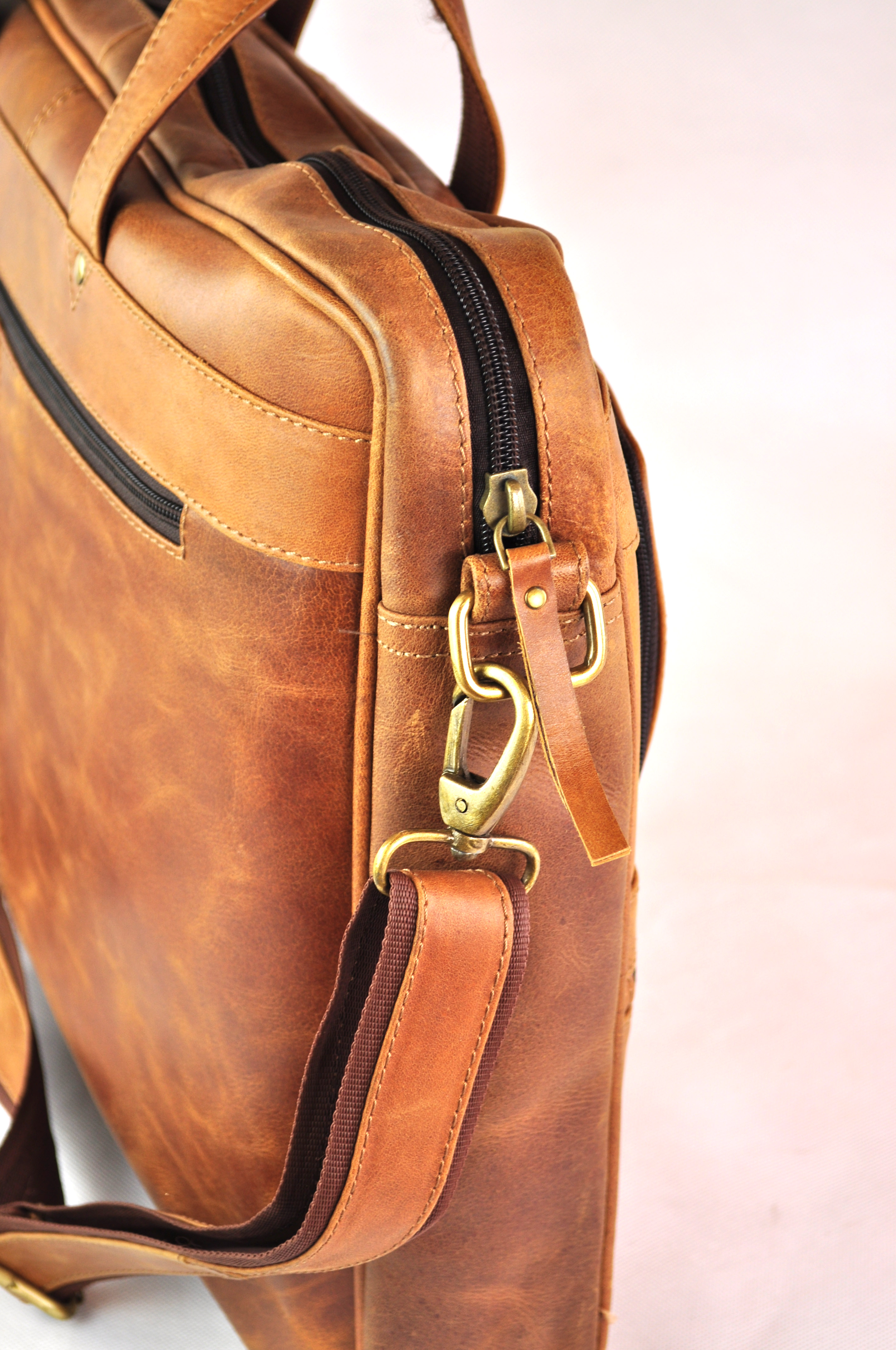 Große Ledertasche | Vintage Optik | 45cm x 35cm x 8cm - Hellbraun