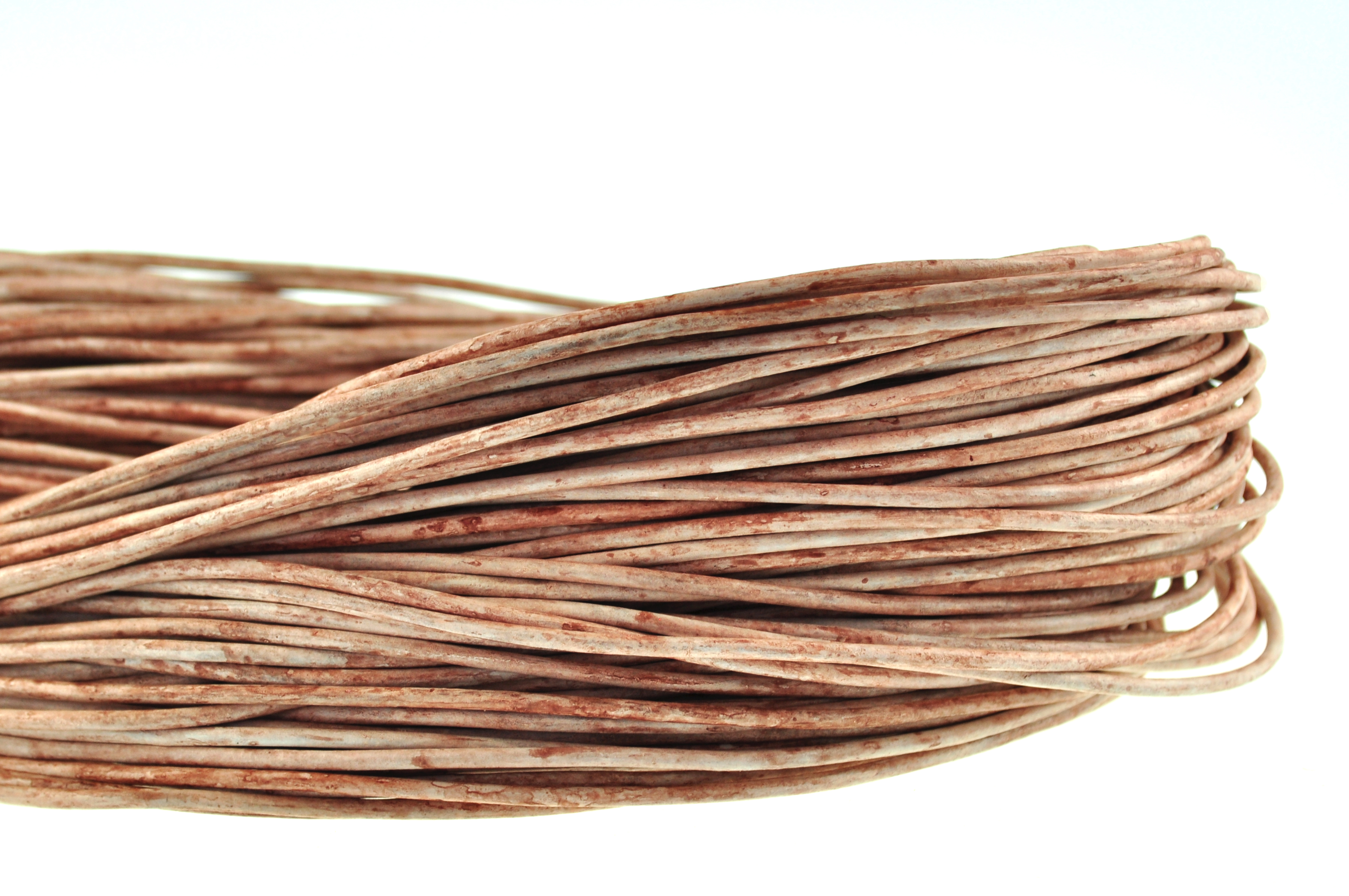 Lederschnur Rund 2 mm - Mesh Elfenbein. Länge: 15 m