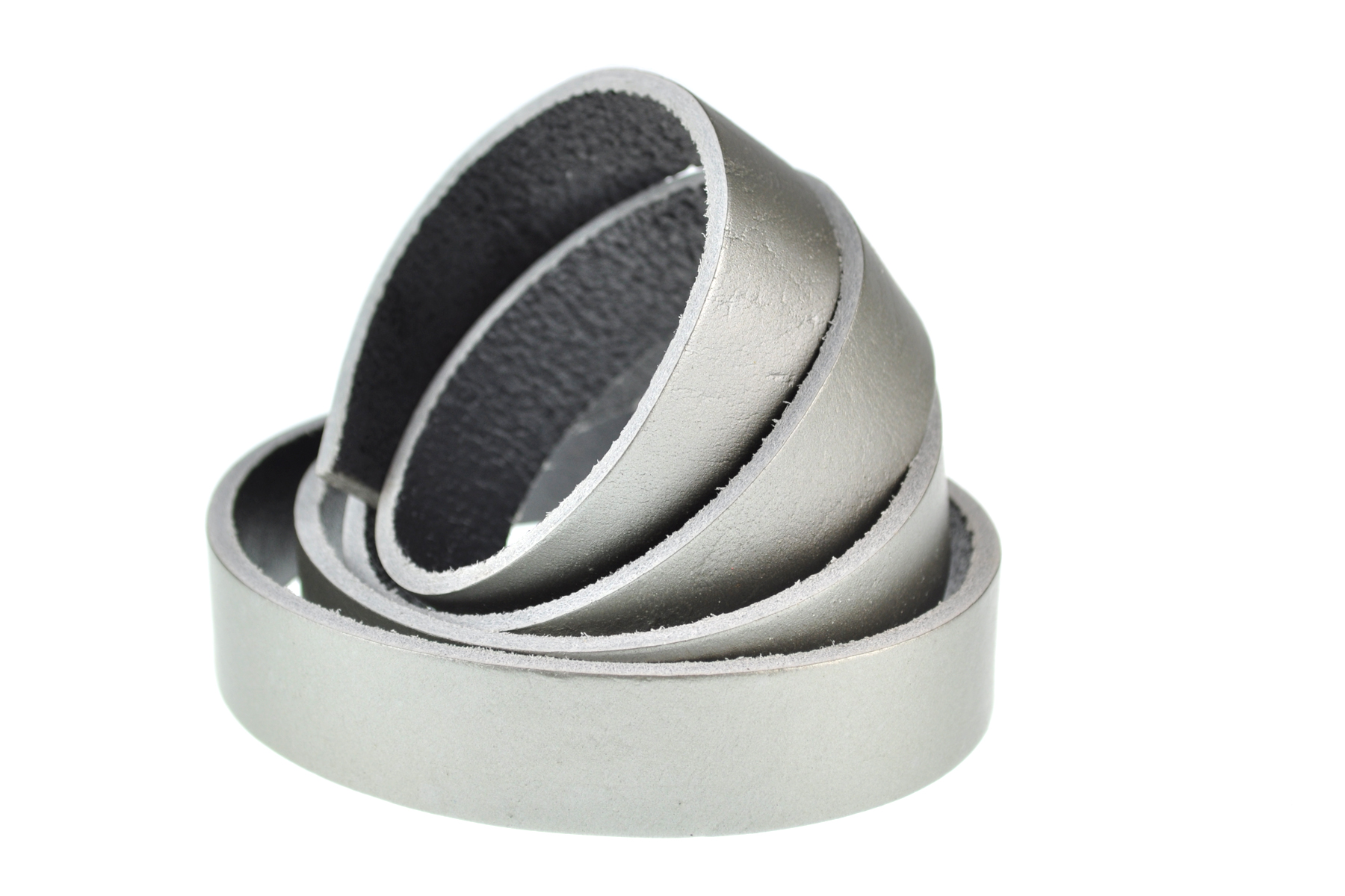 Lederband Flach. Länge: 1 m; Dicke: 2 mm - Silber. Breite: 10 mm