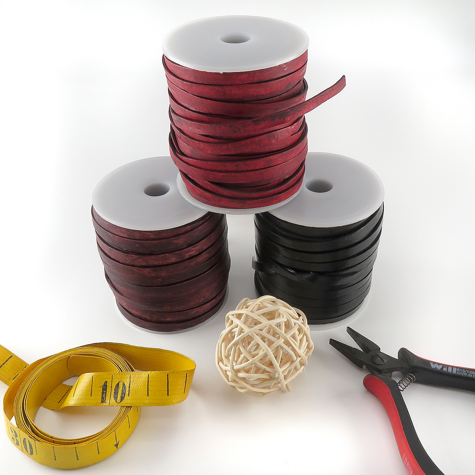 Lederband Flach 6 mm x 1,5 mm - Antik Braun. Länge: 50 m auf Rolle