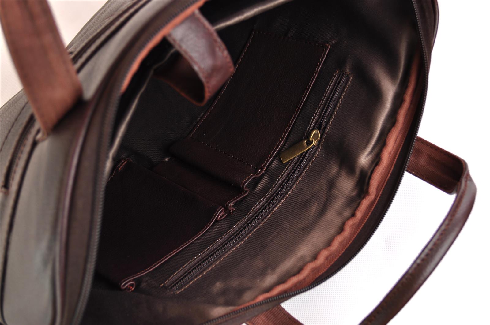 Klassische Ledertasche für Laptop und Unterlagen in Braun