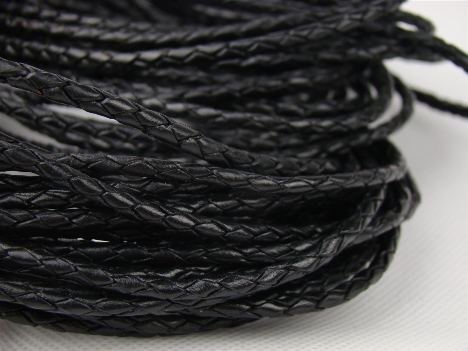 Lederschnur geflochten 4 mm - Schwarz. Länge: 15 m