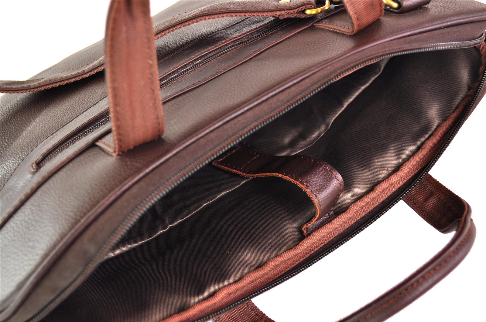 Klassische Ledertasche für Laptop und Unterlagen in Braun