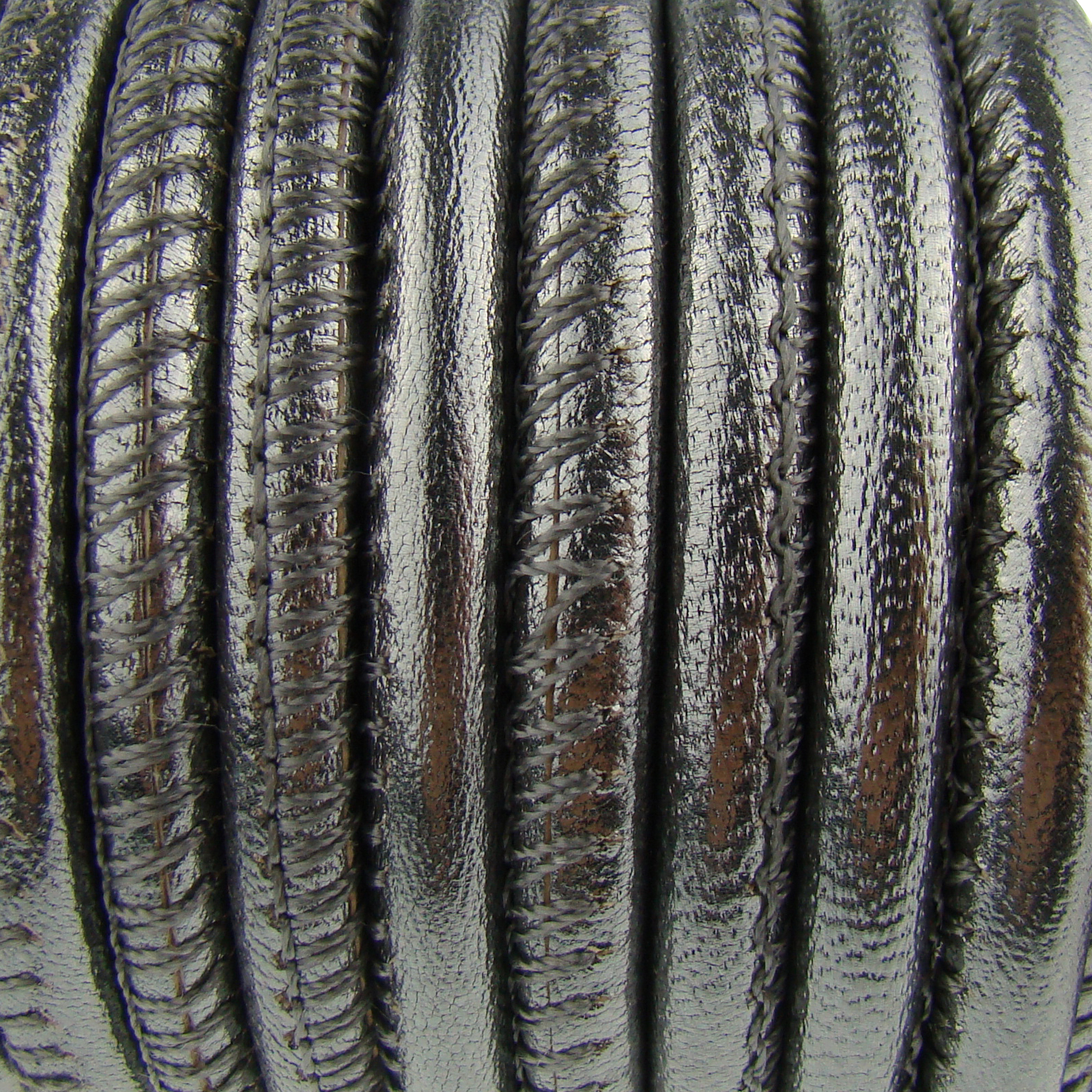 Lederschnur Rund gesäumt | Dicke:  4 mm - Silber Metallic. Länge: 5 m