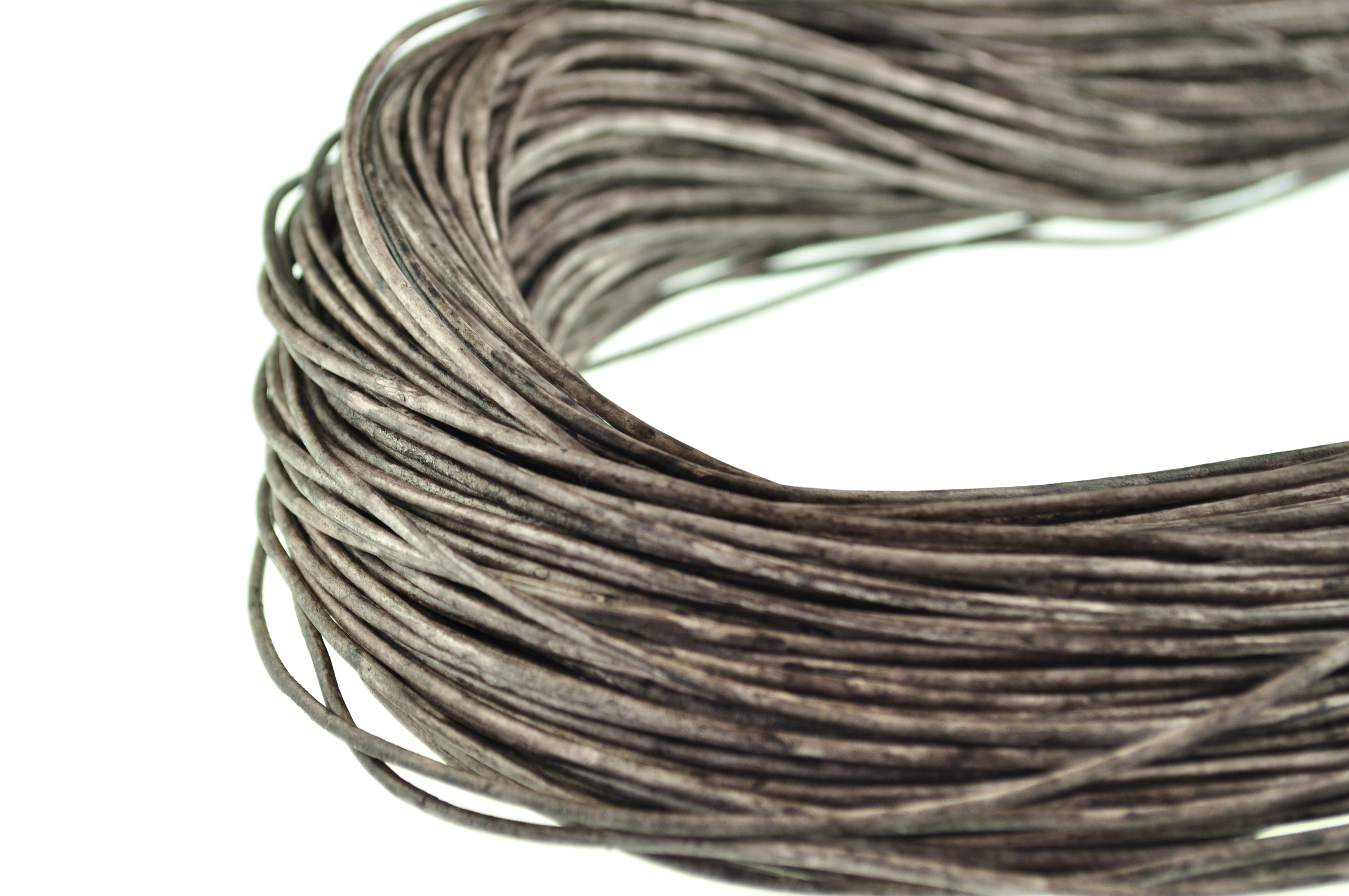 Lederschnur Rund 2 mm - Mesh Kaffee. Länge: 30 m