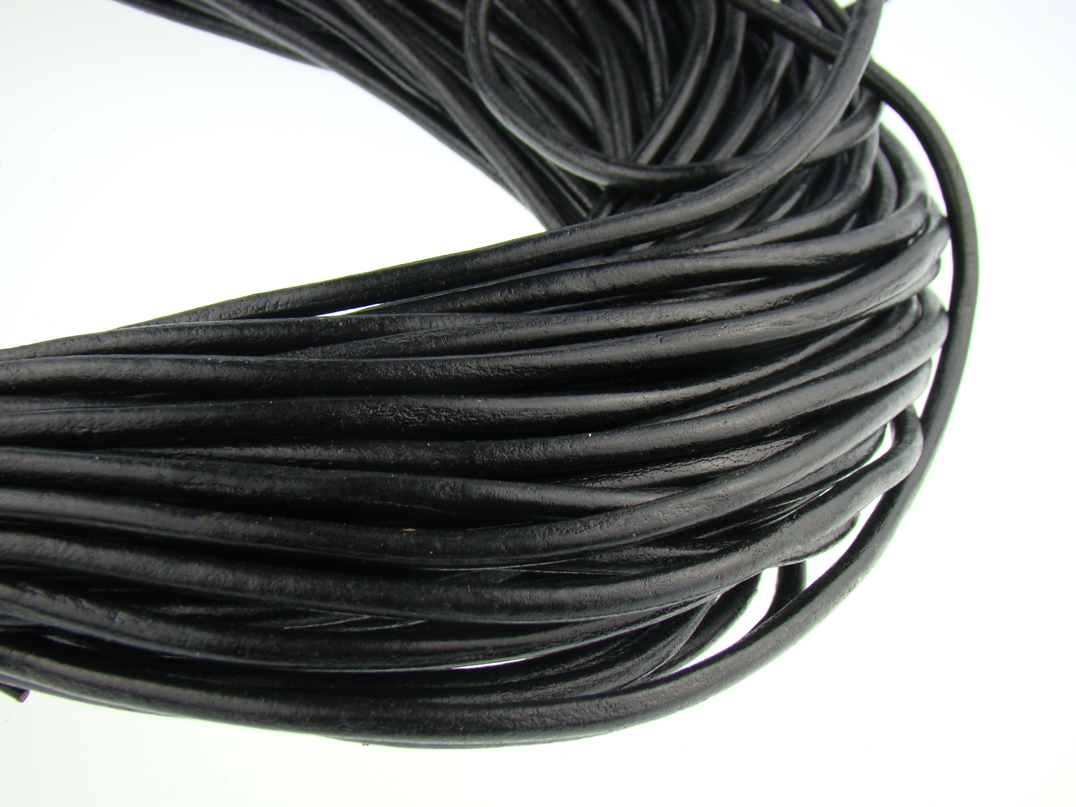 Lederschnur Rund 5 mm - Schwarz. Länge: 3 m
