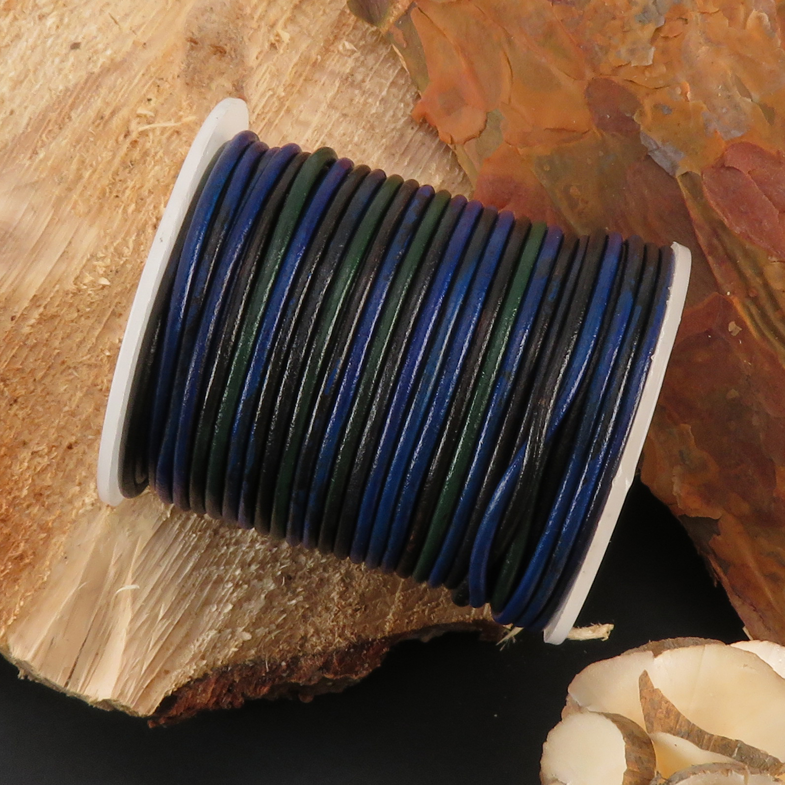 Lederschnur Rund 2 mm - Bicolor Blau/Grün. Länge: 25 m auf Rolle